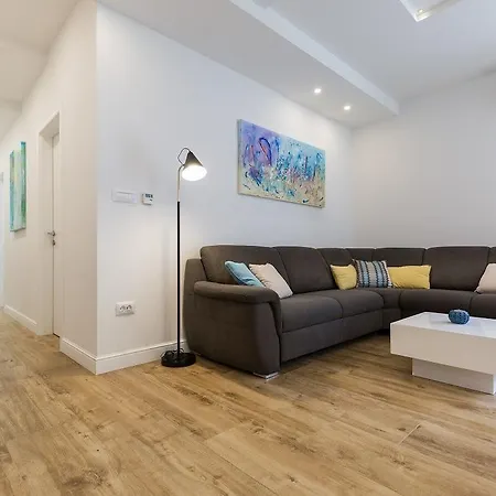 Perla Appartement *