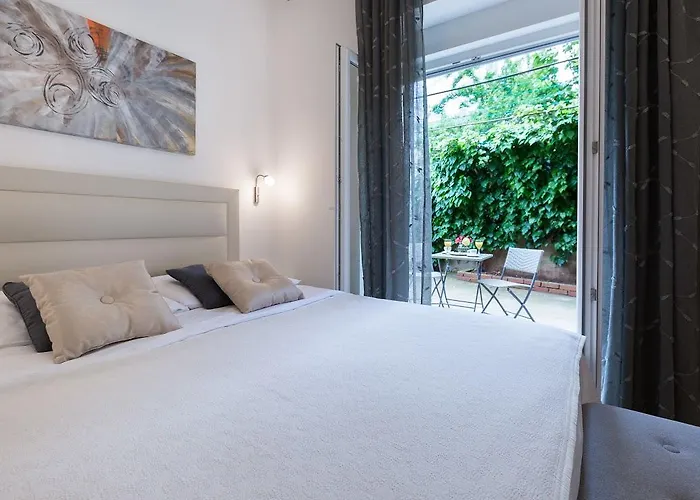 Perla شقة زادار